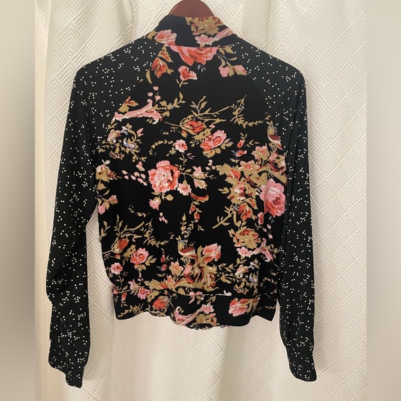 Saltwater LUXE Black Floral Bomber Jacket Size Small - Picture 2 of 4